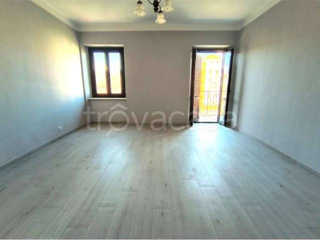 Appartamento in affitto a Pinerolo via Isonzo, 19, non arredato/vuoto, vista panoramica, ristrutturato TrovaCasa
