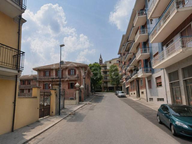 Appartamento in affitto a Pinerolo via Massimo d'Azeglio, riscaldamento autonomo, parzialmente arredato, senza ascensore TrovaCasa