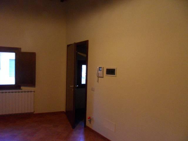 Appartamento in Affitto a Pisa