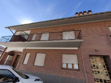 Appartamento in affitto a Pizzoli AQ