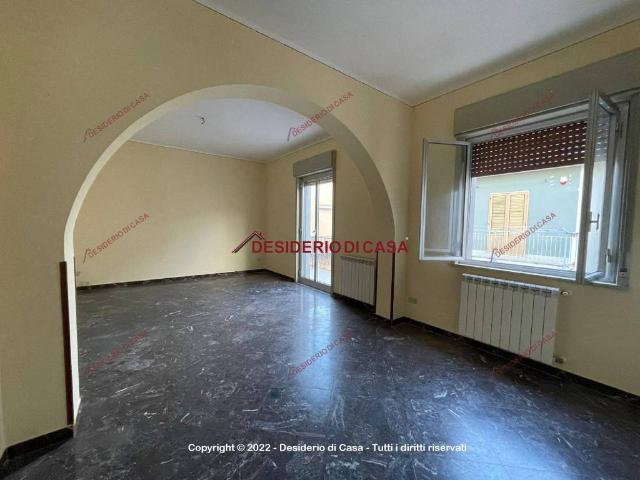 Appartamento in affitto a Pollina via Libertà, 19, non arredato/vuoto, terrazzo, balcone TrovaCasa