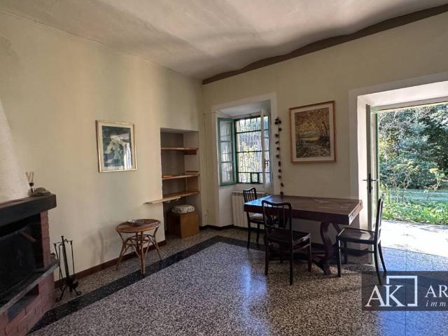 Appartamento in affitto a Pombia via Giuseppe Garibaldi, 18, arredato, giardino privato, caminetto TrovaCasa