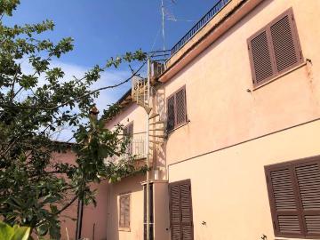 Appartamento in affitto a Pomezia RM