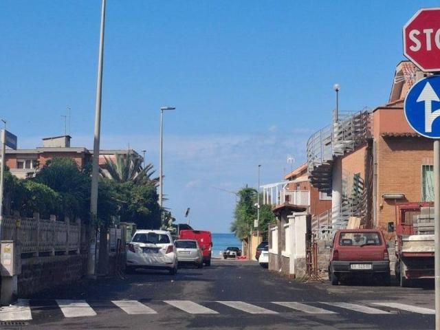 Appartamento in affitto a Pomezia RM