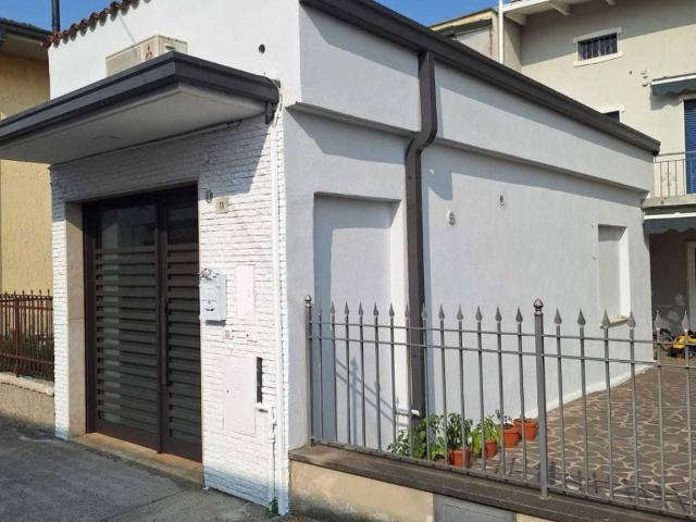 Appartamento in affitto a Poncarale BS