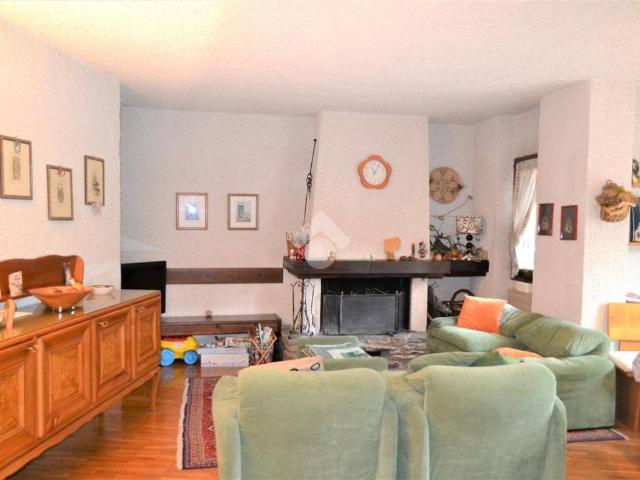 Appartamento in affitto a Ponte di Legno BS