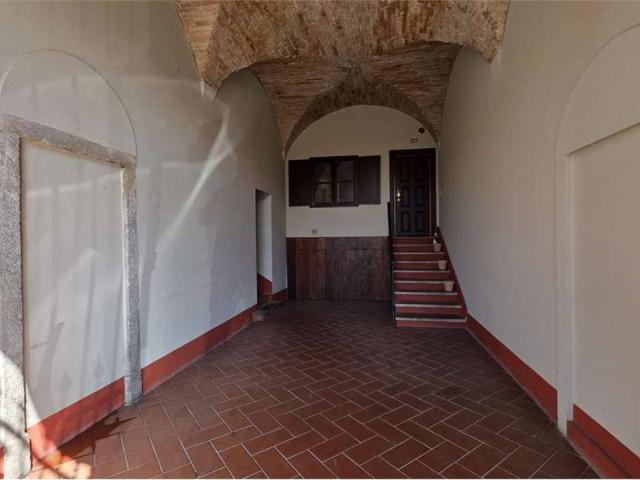 Appartamento in affitto a Ponte Lambro CO