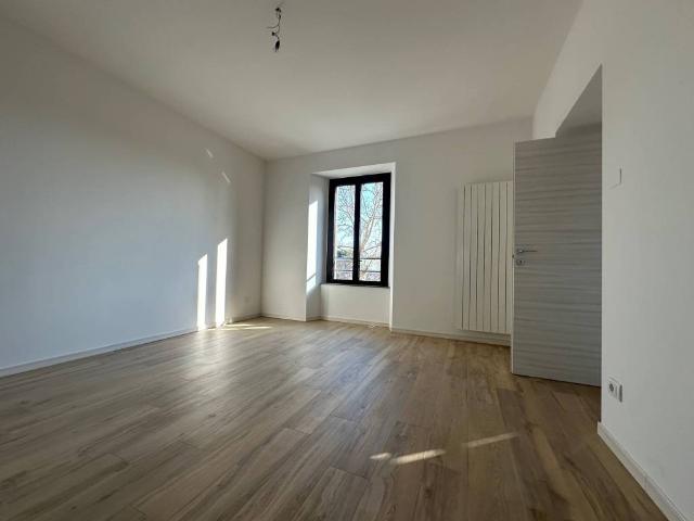 Appartamento in affitto a Ponte San Pietro BG