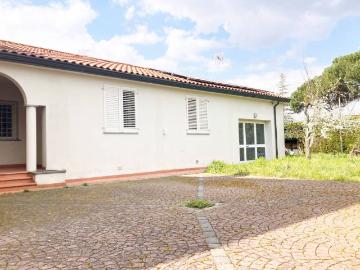 Appartamento in affitto a Pontedera PI