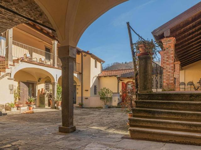 Appartamento in affitto a Pontremoli MS