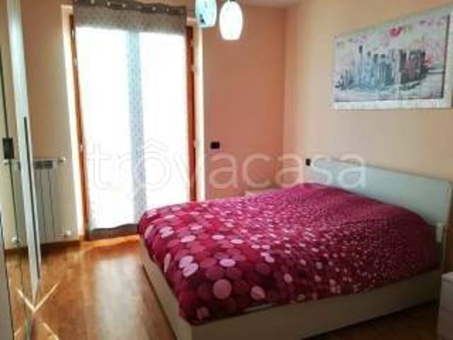 Appartamento in affitto a Poppi via Porrenese, non arredato/vuoto, giardino privato, terrazzo TrovaCasa
