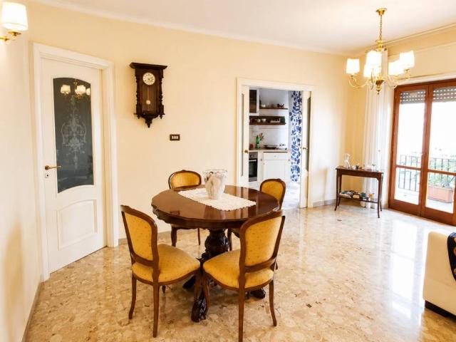 Appartamento in affitto a Portici NA