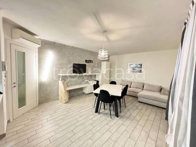 Appartamento in affitto a Porto San Giorgio corso Garibaldi, snc, giardino privato, ristrutturato, centrale TrovaCasa