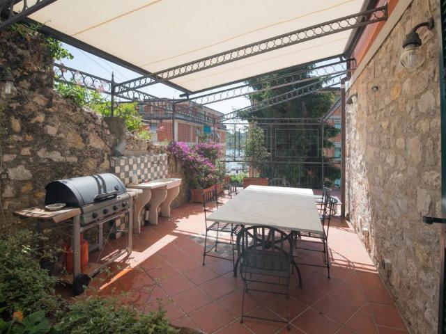 Appartamento in affitto a Portovenere, arredato, giardino, box TrovaCasa