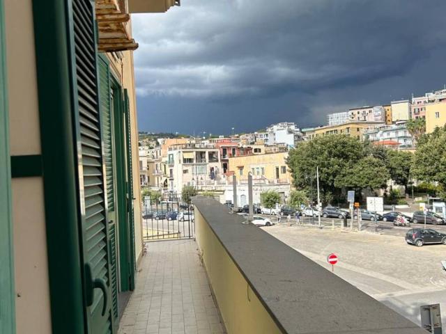 Appartamento in affitto a Pozzuoli NA