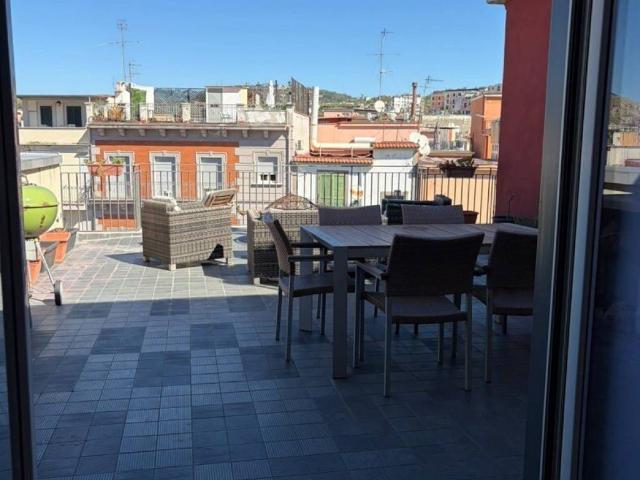 Appartamento in affitto a Pozzuoli NA