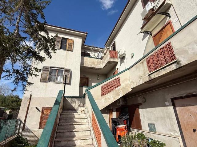 Appartamento in affitto a Pozzuoli NA