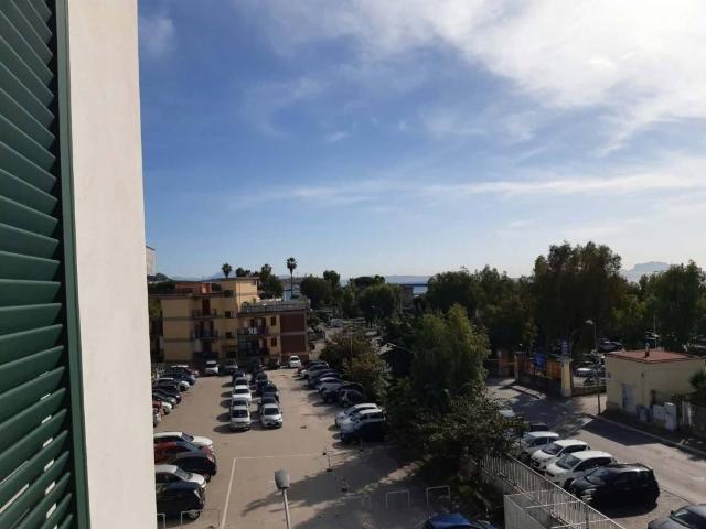 Appartamento in affitto a Pozzuoli NA
