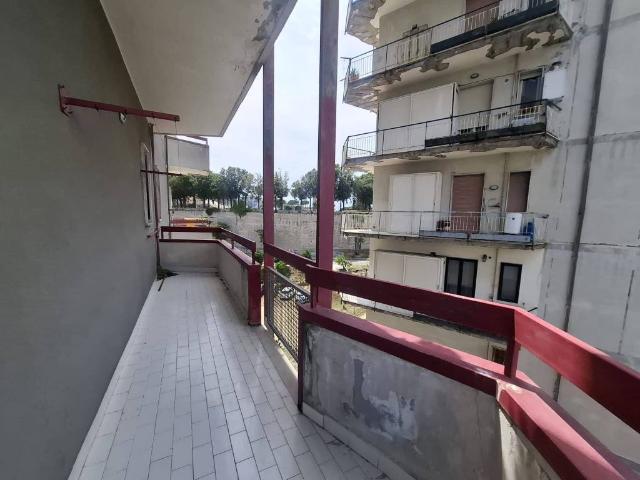 Appartamento in affitto a Pozzuoli NA