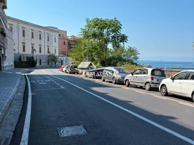 Appartamento in affitto a Pozzuoli NA