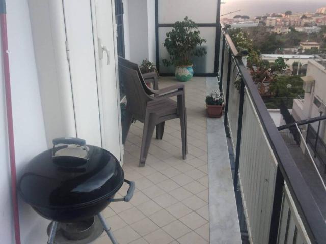 Appartamento in affitto a Pozzuoli NA