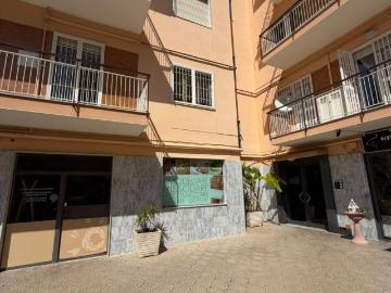 Appartamento in affitto a Pozzuoli NA