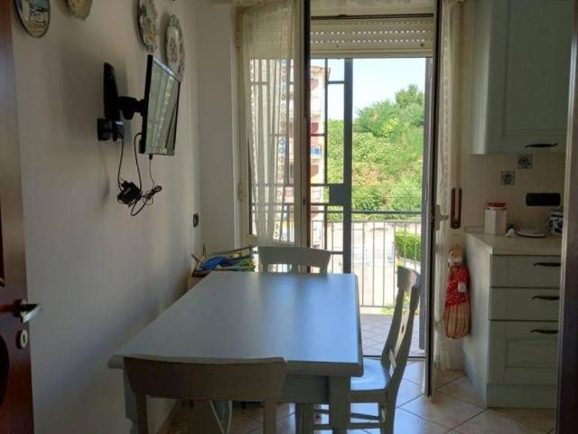 Appartamento in affitto a Pozzuoli NA