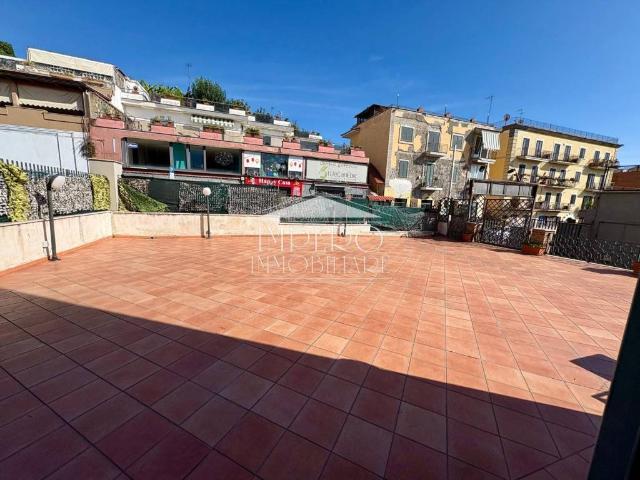 Appartamento in affitto a Pozzuoli NA