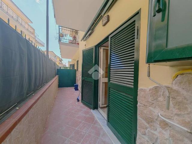 Appartamento in affitto a Pozzuoli NA