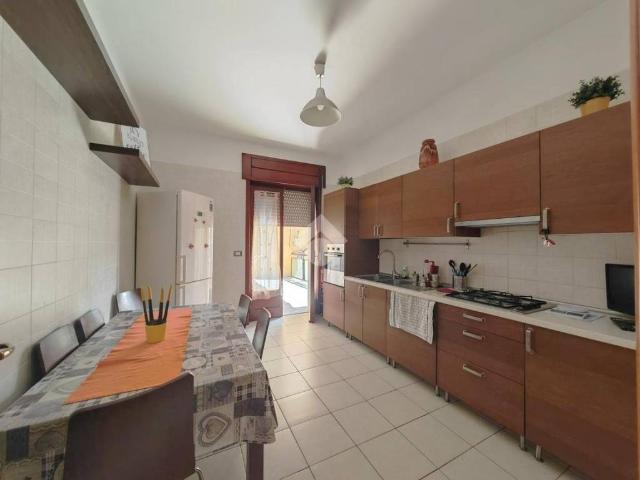 Appartamento in affitto a Pozzuoli NA