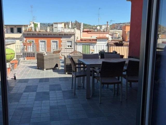 Appartamento in affitto a Pozzuoli piazza della repubblica, snc, arredato, terrazzo, riscaldamento assente TrovaCasa