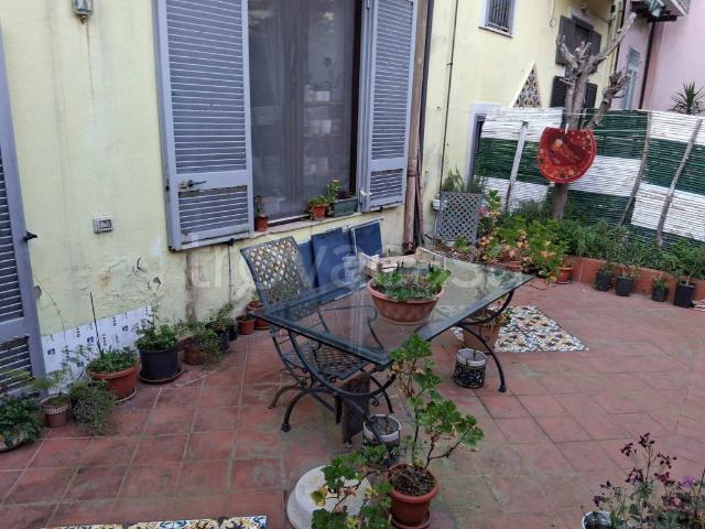 Appartamento in affitto a Pozzuoli via Vecchia San Gennaro, terrazzo, luminoso, cucina abitabile TrovaCasa