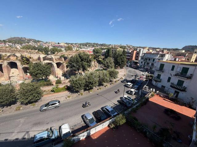 Appartamento in affitto a Pozzuoli via Anfiteatro, 1, arredato, terrazzo, immobile di prestigio TrovaCasa