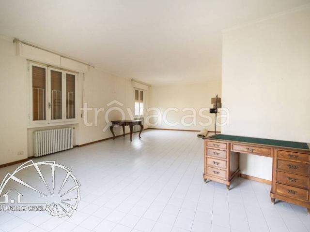 Appartamento in affitto a Prato, non arredato/vuoto, arredato, terrazzo TrovaCasa