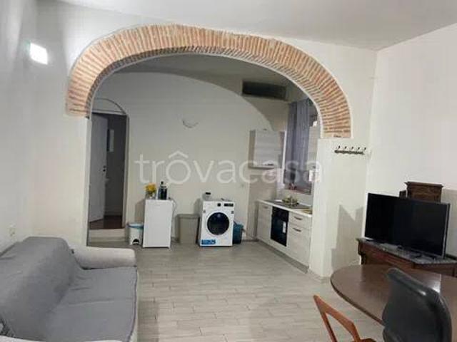 Appartamento in affitto a Prato piazza Giovanni Ciardi, arredato, angolo cottura TrovaCasa