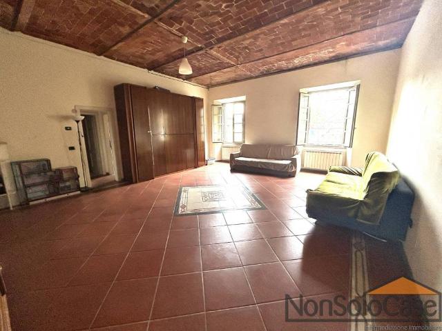 Appartamento in affitto a Prato piazza San Domenico, terrazzo, parzialmente arredato, centrale TrovaCasa