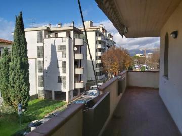 Appartamento in affitto a Prato PO