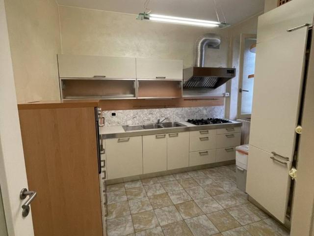 Appartamento in affitto a Prato PO