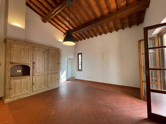 Appartamento in affitto a Prato PO