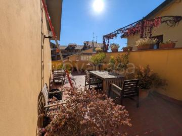 Appartamento in affitto a Prato, terrazzo, vista panoramica, parzialmente arredato TrovaCasa
