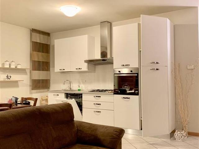 Appartamento in affitto a Prato zona Tobbiana rif. 204 a