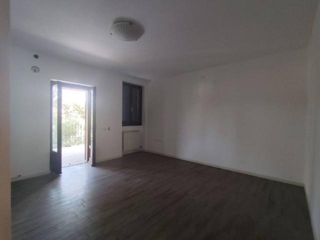 Appartamento in affitto a Predore BG
