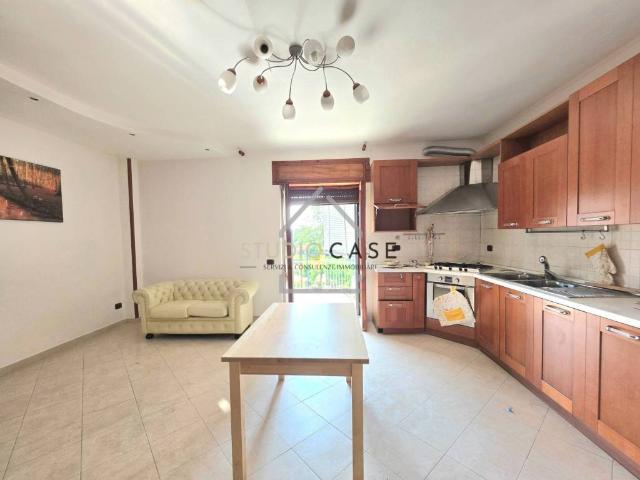 Appartamento in affitto a Quarto NA