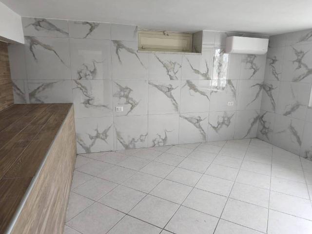 Appartamento in affitto a Quarto NA