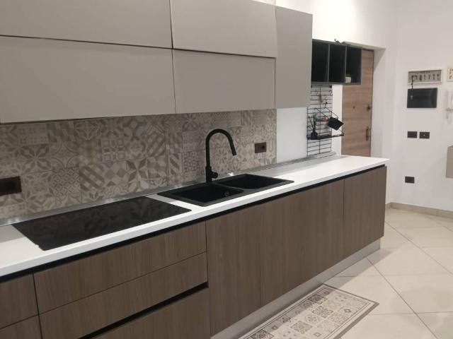 Appartamento in affitto a Quarto NA
