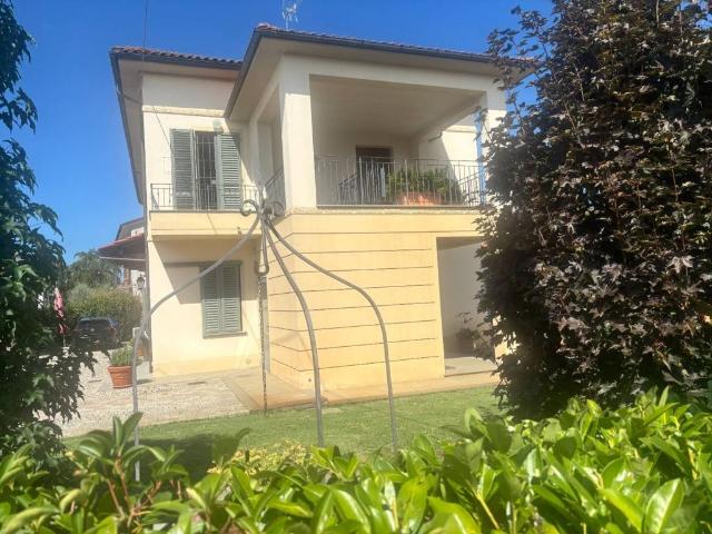 Appartamento in affitto a Quarrata PT