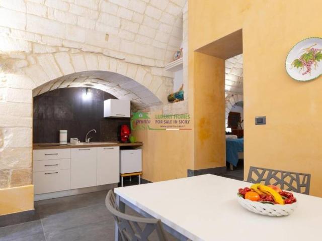 Appartamento in affitto a Ragusa c.So italia, arredato, aria condizionata, cucina abitabile TrovaCasa