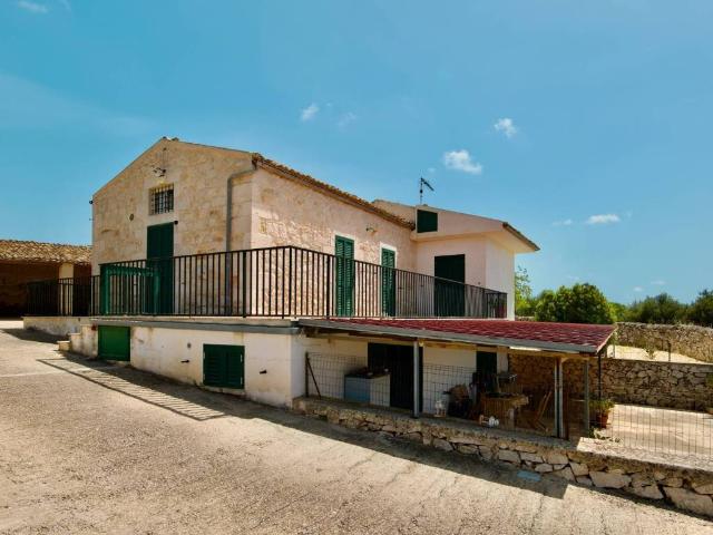 Appartamento in affitto a Ragusa RG