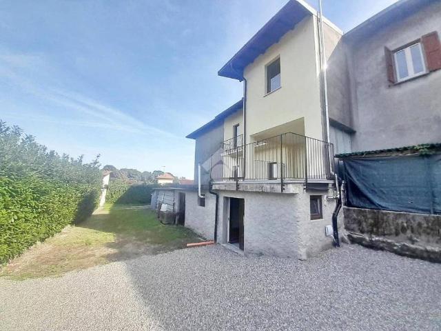 Appartamento in affitto a Ranco VA
