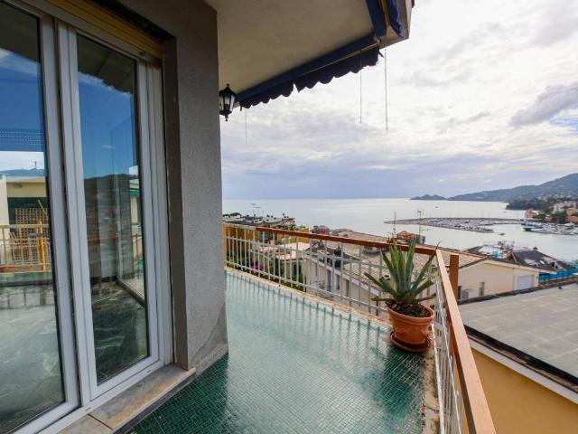 Appartamento in affitto a Rapallo GE